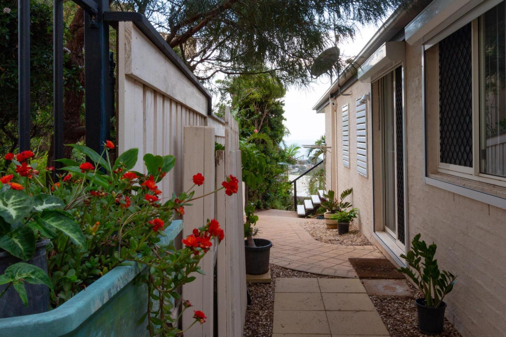 Bella Vista - Spectacular Ocean Views & Continental Breakfast Apartment Yeppoon Exterior foto