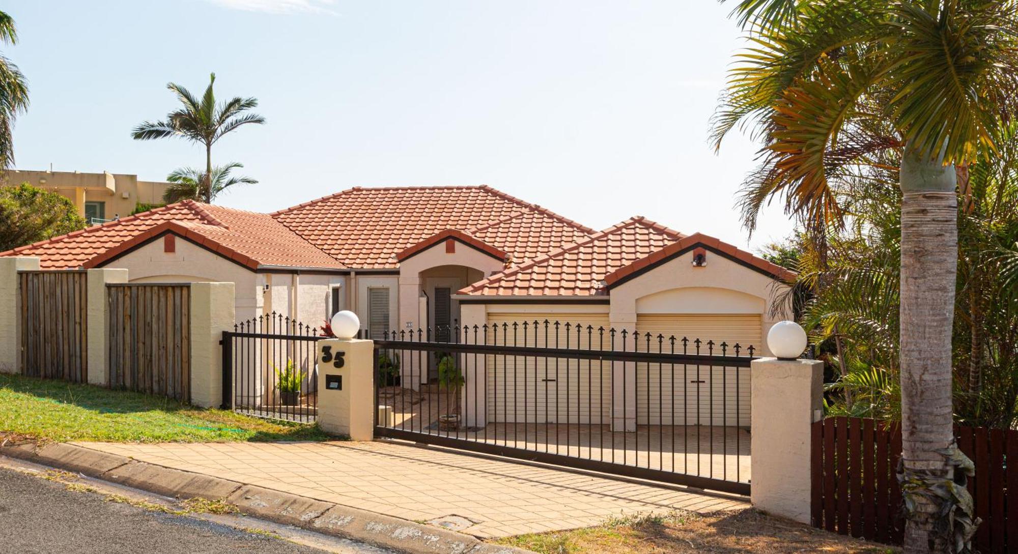 Bella Vista - Spectacular Ocean Views & Continental Breakfast Apartment Yeppoon Exterior foto